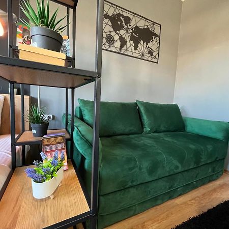 Mickitos City Center Apartment Скопие Екстериор снимка